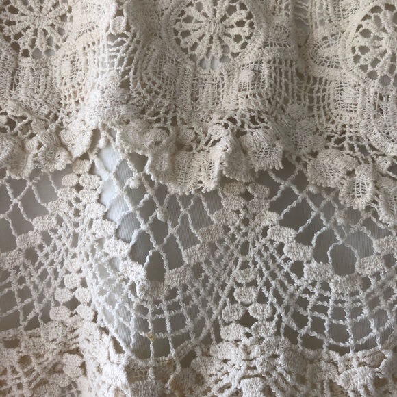 Staring at Stars lace skirt - Picture 2 of 4